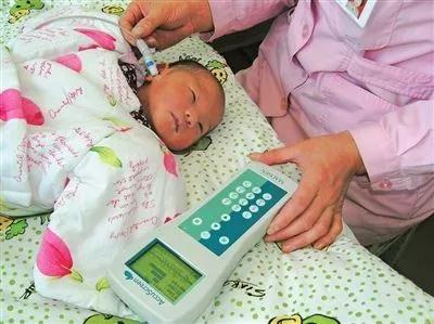 婴儿怎么测听力是否正常 41-1Q102101205E1.jpg